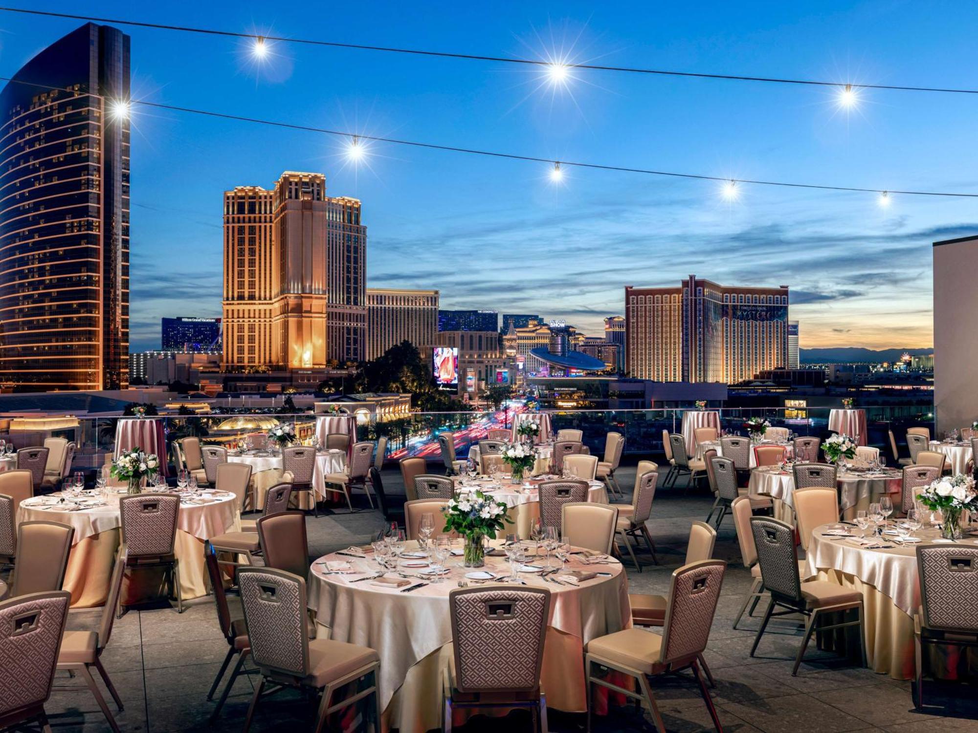 라스베이거스 힐튼 앳 리조트 월드 외부 사진 The Sky Deck at Mandalay Bay